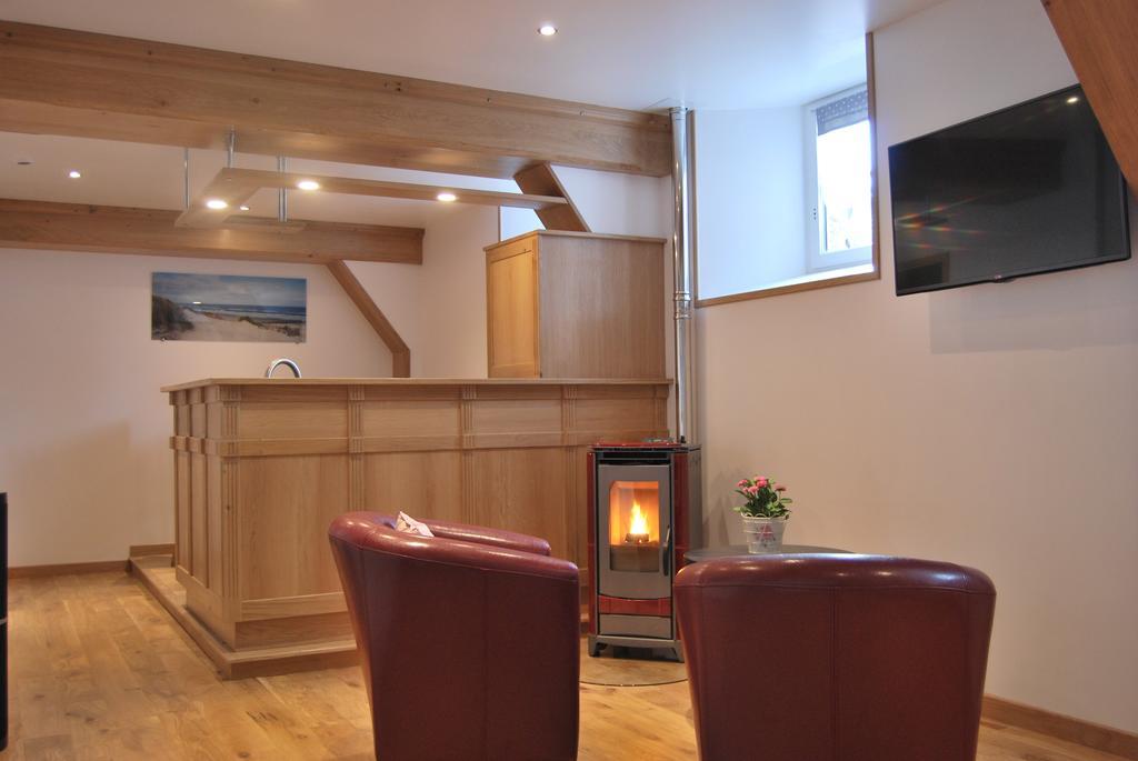 Le Clos Des Tilleuls La Vendelee Room photo